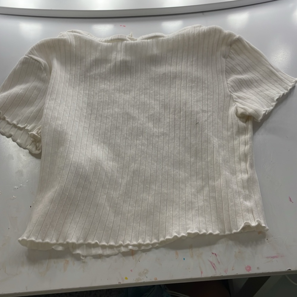 White cropped t-shirt - Picture 2 of 3